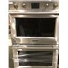 Image 3 : Frigidaire professional built in electric double oven (tested - working condition freight damaged de
