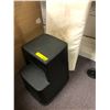 Image 2 : Black rolling step stool & ironing board