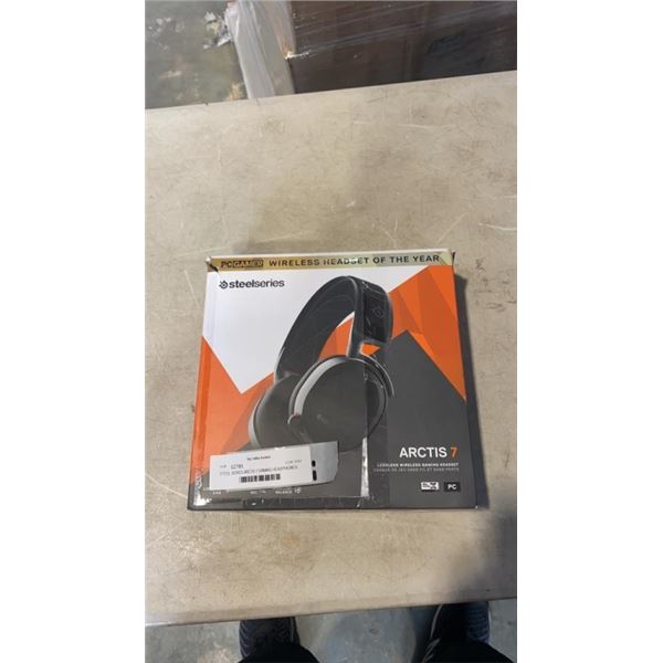 STEEL SERIES ARCTIS 7 GAMING HEADPHONES WORKING
