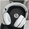 Image 2 : BEATS SOLO 3 WIRELESS BLUETOOTH HEADPHONES TESTED AND WORKING