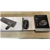 Image 2 : INSIGNIA WIRED KEYBOARD AND MOUSE WITH PLATINUM WIRLESS MOUSE