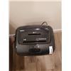 Image 2 : FELLOWES POWER SHRED MICRO SHRED PAPER SHREDDER MODEL 1800MC - WORKING