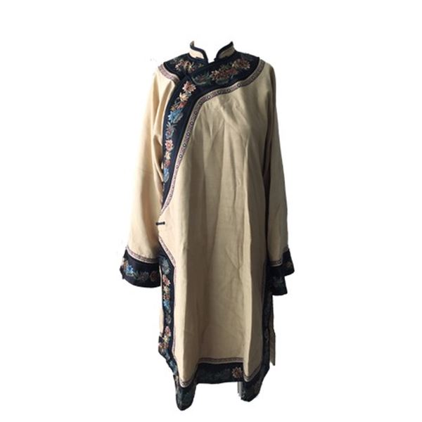 Crouching Tiger Hidden Dragon: Sword of Destiny  Snow Vase (Natasha Liv Bordizzo) Movie Costumes