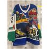 Image 1 : Large Multi Patch Hockey Jersey