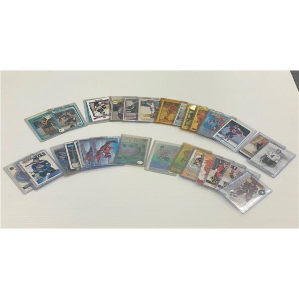 Lot of Aprox 25 NHL Hockey Cards