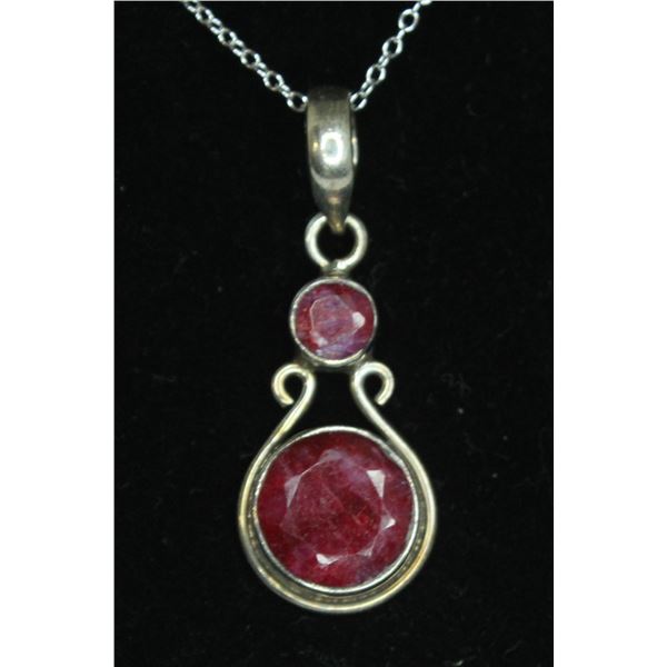 #336-RED TOPAZ GEMSTONE NECKLACE & PENDANT 3.80g