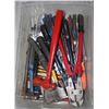 Image 1 : FLAT OF LOTS OF HAND TOOLS, AXES, BOLT CUTTERS...