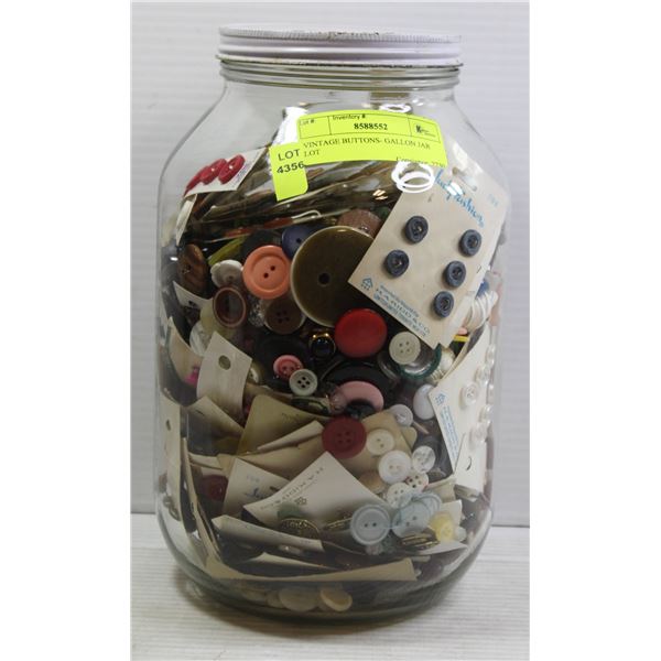 VINTAGE BUTTONS- GALLON JAR LOT