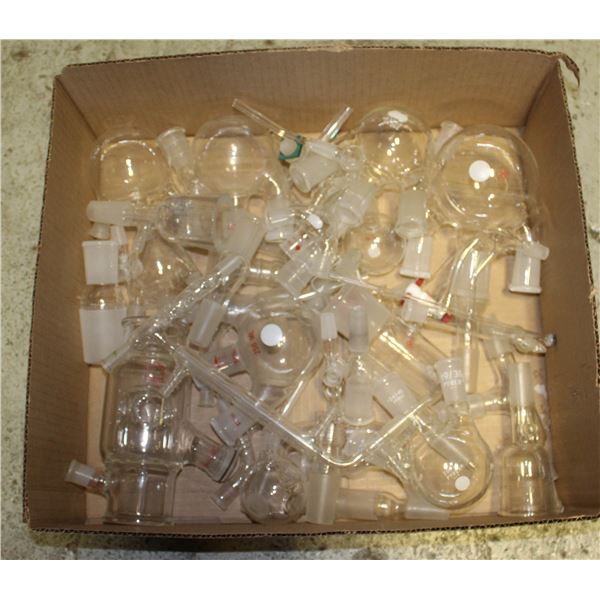 BOX OF LABORATORY GLASS BEAKERS + MORE