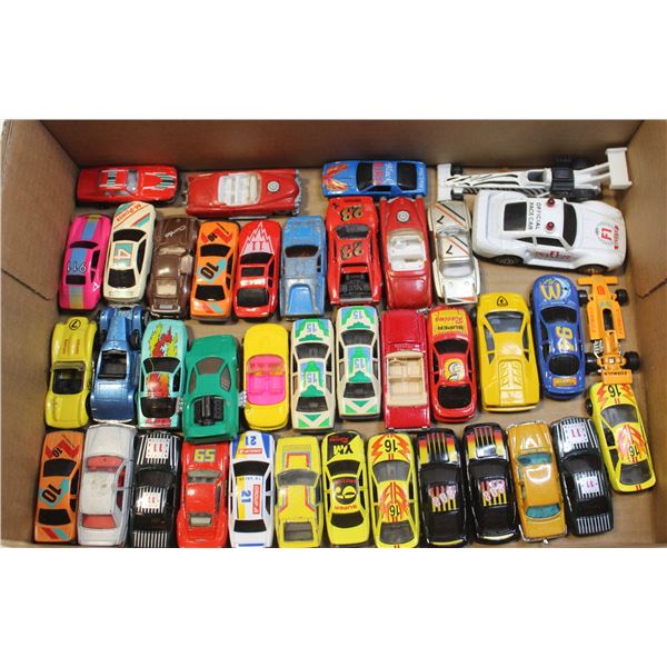 FLAT OF VINTAGE TONKA, HOT WHEELS, ETC. 31 IN ALL