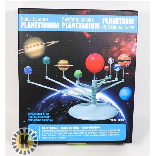 NEW SOLAR SYSTEM PLANETARIUM SCIENCE TOY