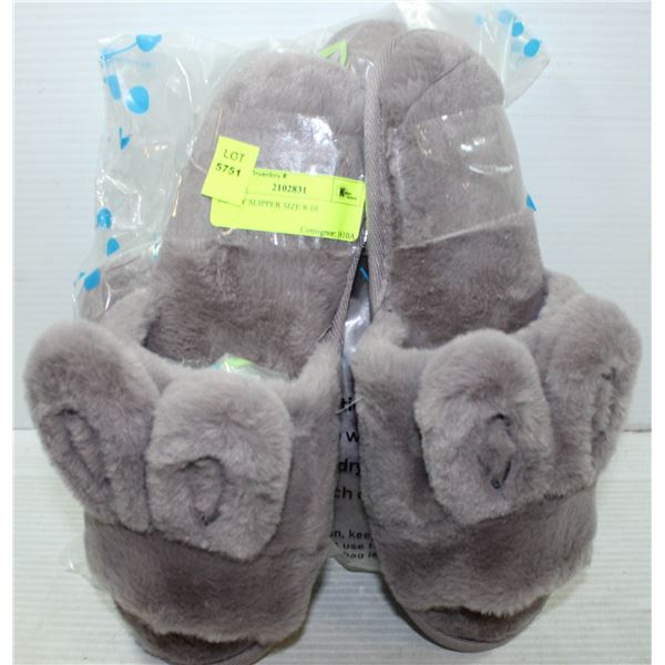 BUNNY SLIPPER SIZE 9-10