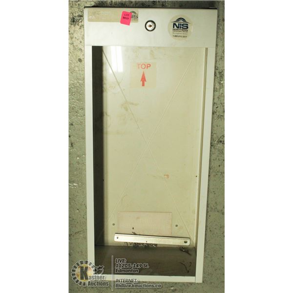 UNCLAIMED NEW FRONT GLASS WALL MOUNT FIRE EXT CASE