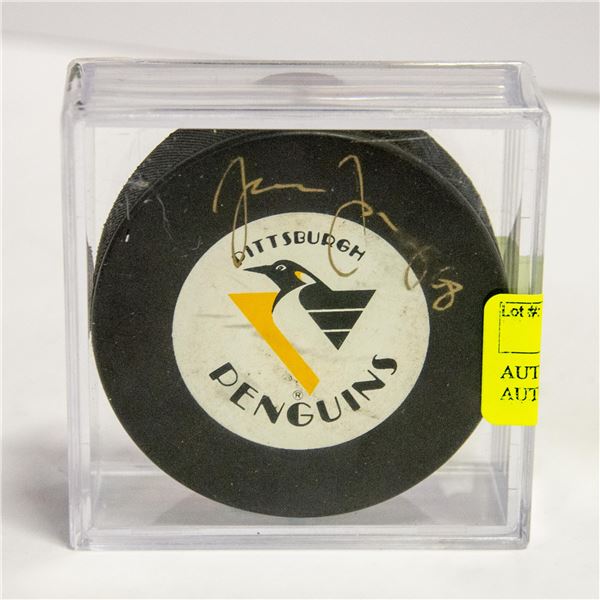 AUTHENTIC JAROMIR JAGR AUTOGRAPHED PUCK