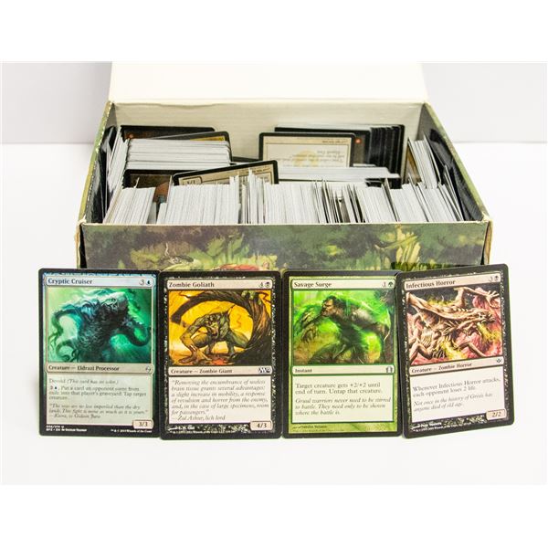 BOX OF COLLECTORS MAGIC CARDS ESTATE