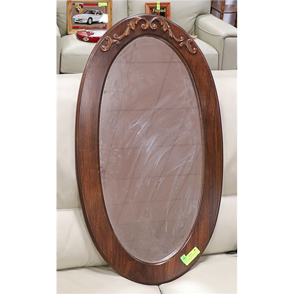 OVAL FRAMED MIRROR APPROX 36  TALL 20.5  WIDE