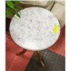 Image 2 : ROUND MARBLE TOP END TABLE APPROX H-23"