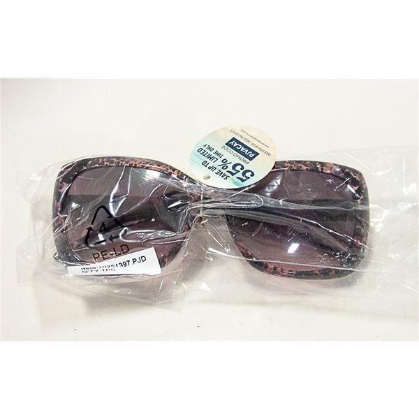 PAIR OF PANAMA JACK SUNGLASSES