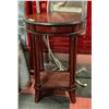 Image 1 : BOMBAY AND COMPANY END TABLE WITH DRAWER