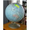 Image 1 : WORLD GLOBE