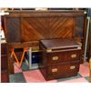 Image 2 : KROELER CANADA 4PC BEDROOM SET INCL: DRESSER,