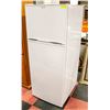 Image 1 : FRIGIDAIRE COMPACT APARTMENT SIZE FRIDGE W/