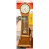 Image 1 : VINTAGE GRANDFATHER CLOCK