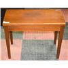 Image 1 : WOODEN LIDDED PIANO BENCH