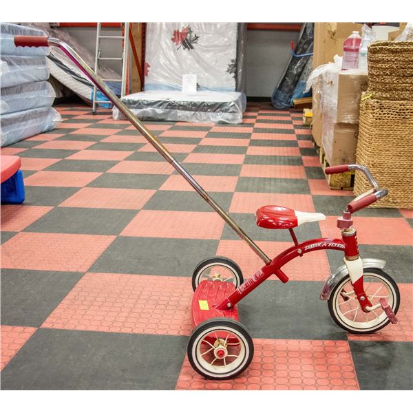 RADIO FLYER TRIKE W/ PARENTAL CONTROL HANDLE