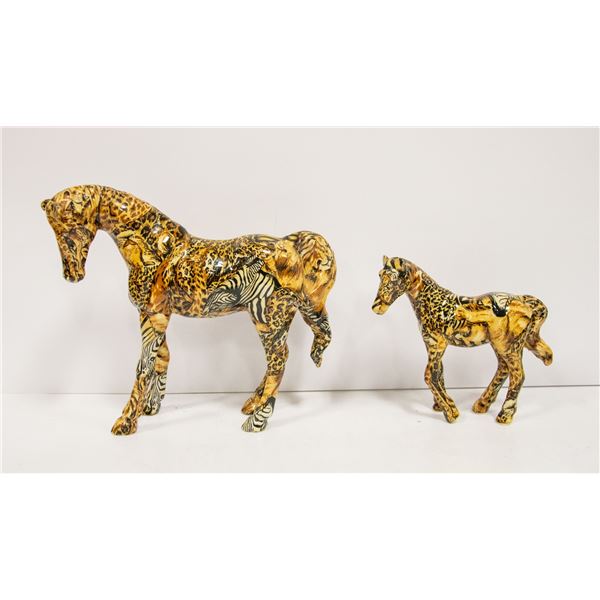 PAIR OF HOME DECOR HORSES