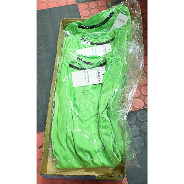 LOT OF 4 NEW DEAL ATHLETICS WOMENS SIZE L SPORTS /