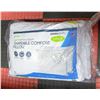 Image 1 : 2 PACK PURE LUX GEL MEMORY FOAM PILLOWS SZ: QUEEN