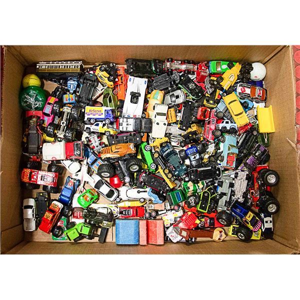 BOX LOT OF VINTAGE TOY CARS HOT-WHEELS ETC