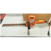 Image 1 : BLACK & DECKER HEDGE TRIMMER