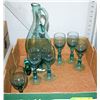 Image 1 : 6 SMALL SPECIALTY WINE GLASSES AND DECANTERS