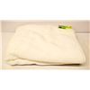 Image 1 : CHARISMA LUXUYRY BATH TOWEL 100% HYGROCOTTON