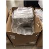Image 1 : Case of clamshell containers