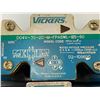 Image 2 : Lot Of (12) Vickers Valves