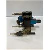 Image 13 : Lot Of (4) Vickers Valves
