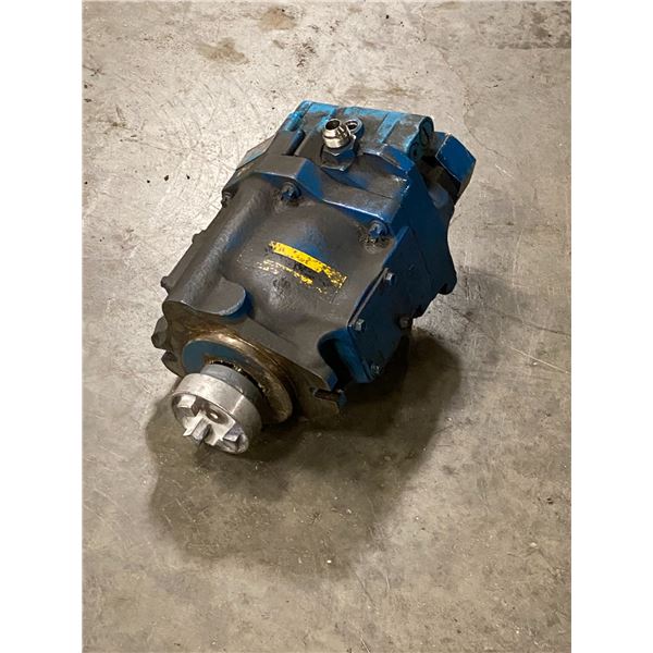 Vickers #PVQ40 B2R SE1S Pump