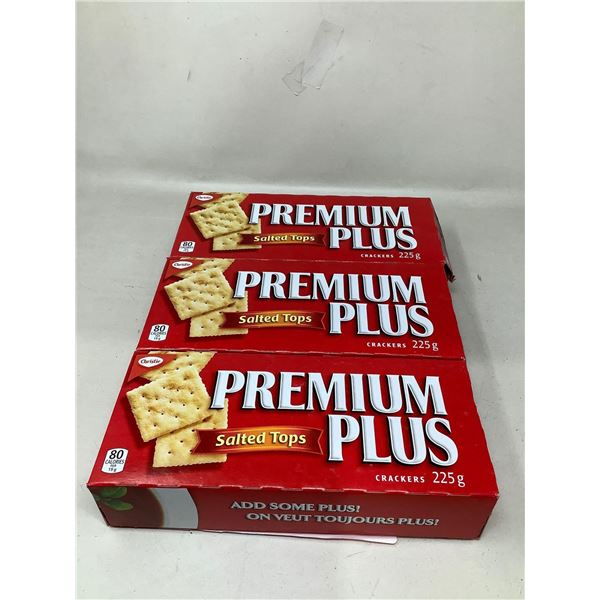 Premium Plus Salted Crackers (3 X 225G)