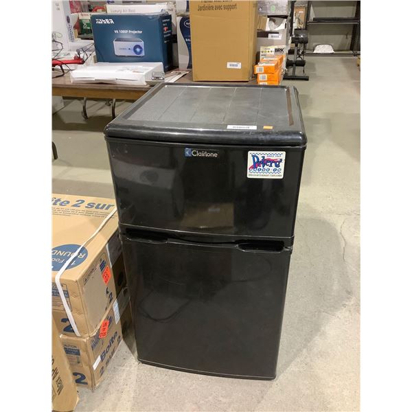 Clairlone Mini Fridge - Model: CLF31101B