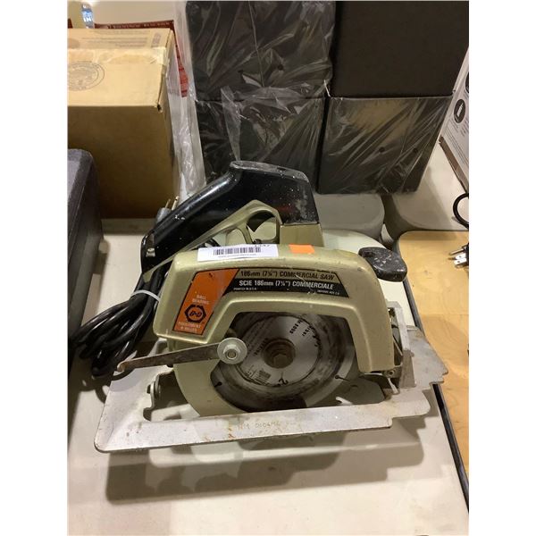 Black & Decker 7 1/4in Commercial Saw