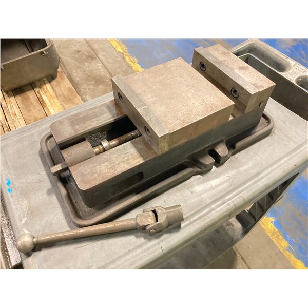 8  J& L Machining Vise