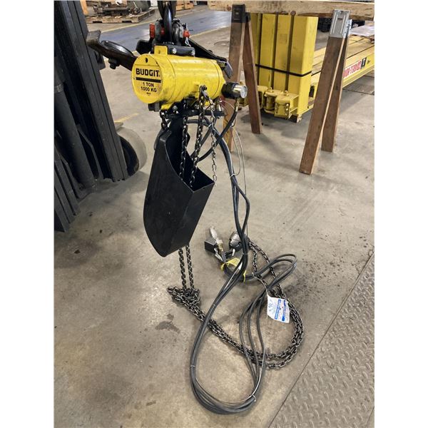 Budgit 1 Ton Air Hoist, Code: BAHC0123