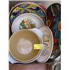 Image 1 : BOX OF MISC. MIXING BOWLS, PASTA DISH, ETC.