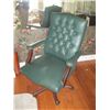 Image 1 : EXECUTIVE DESK CHAIR