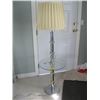 Image 1 : FLOOR LAMP TABLE