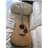 Image 1 : AS IS YAMAHA GUITAR
