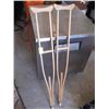Image 1 : PAIR OF CRUTCHES